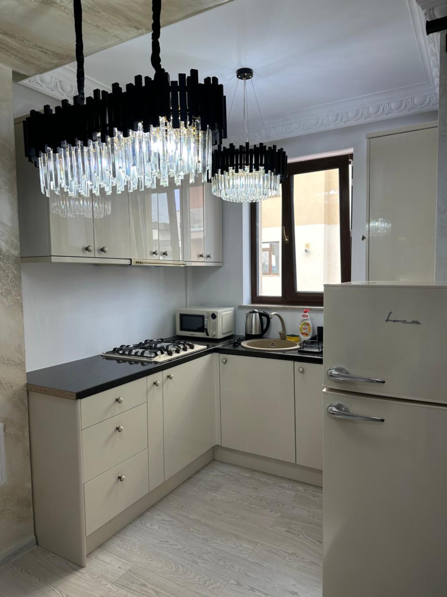 Apartament Simoni Плоещ Екстериор снимка