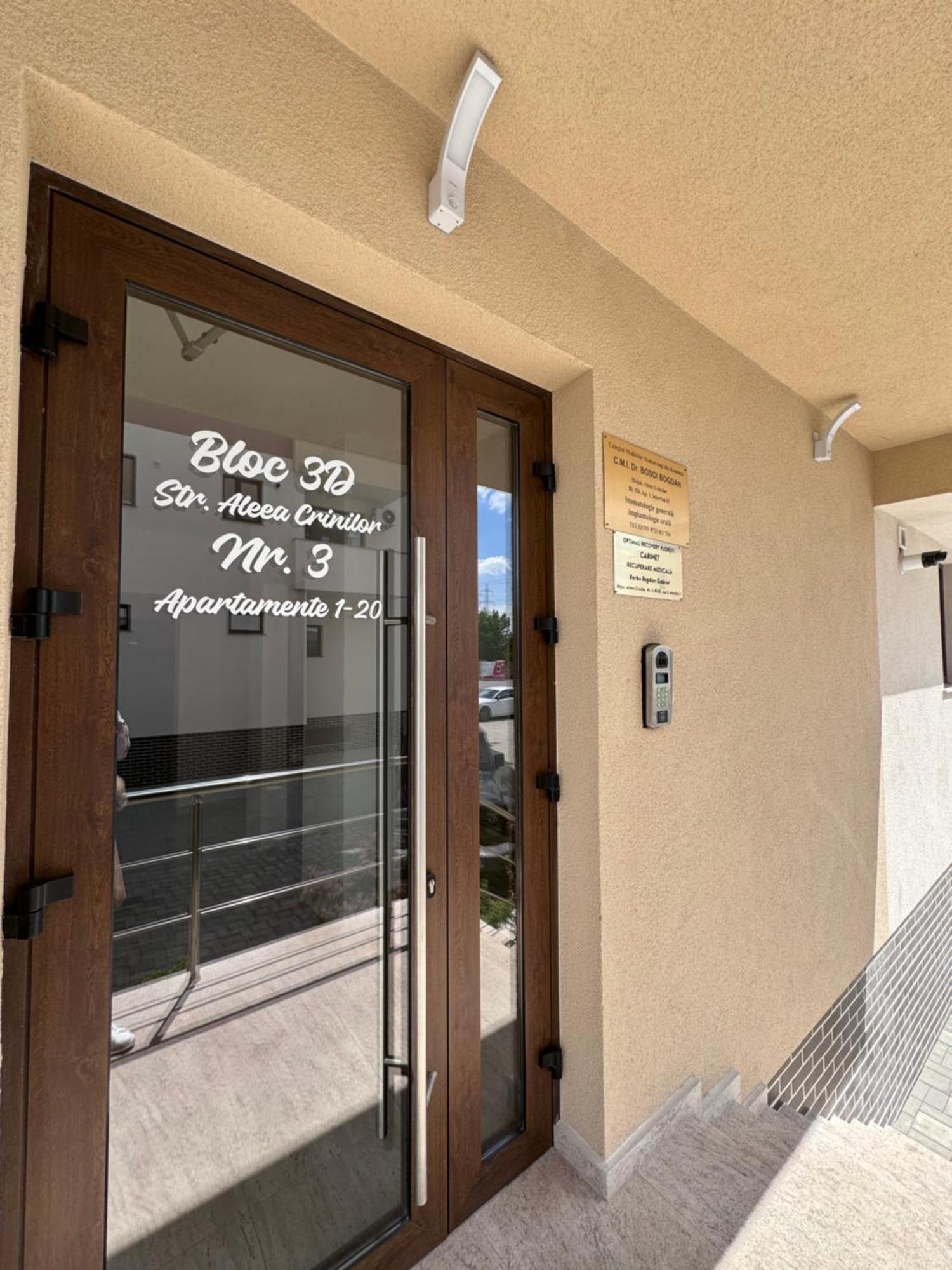 Apartament Simoni Плоещ Екстериор снимка